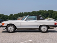 1989 Mercedes-Benz 560 SL for sale in Michigan (ID-143654)