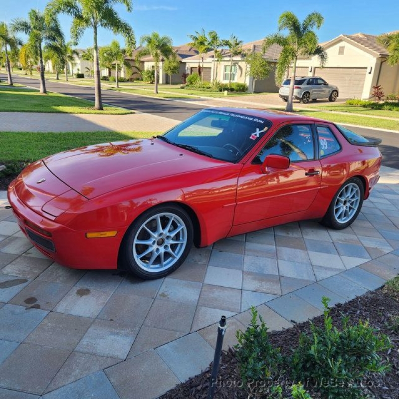 1989 Porsche 944 for sale in Riverhead, New York (ID-141496) 1989 Porsche 944 for sale in Riverhead, New York (ID-141496)