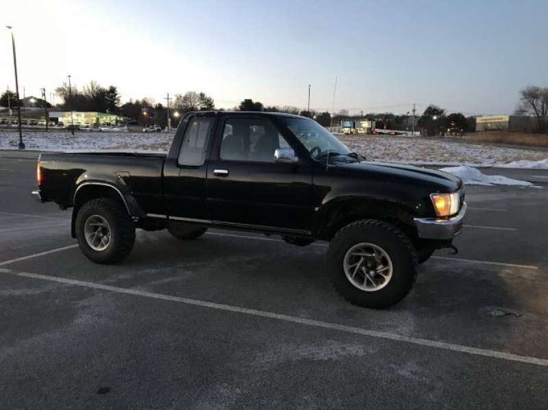 1989 Toyota SR5 for sale in Michigan (ID-113694)