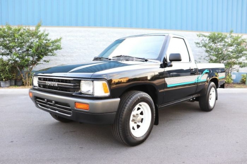 1990 Toyota Hilux for sale in Michigan (ID-89230)