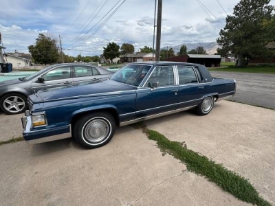 1990 Cadillac Fleetwood for sale