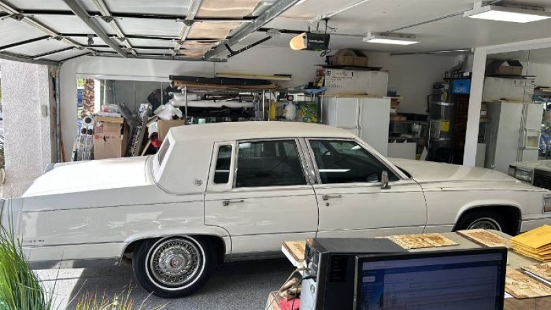 1990 Cadillac Fleetwood for sale in Michigan (ID-161325)