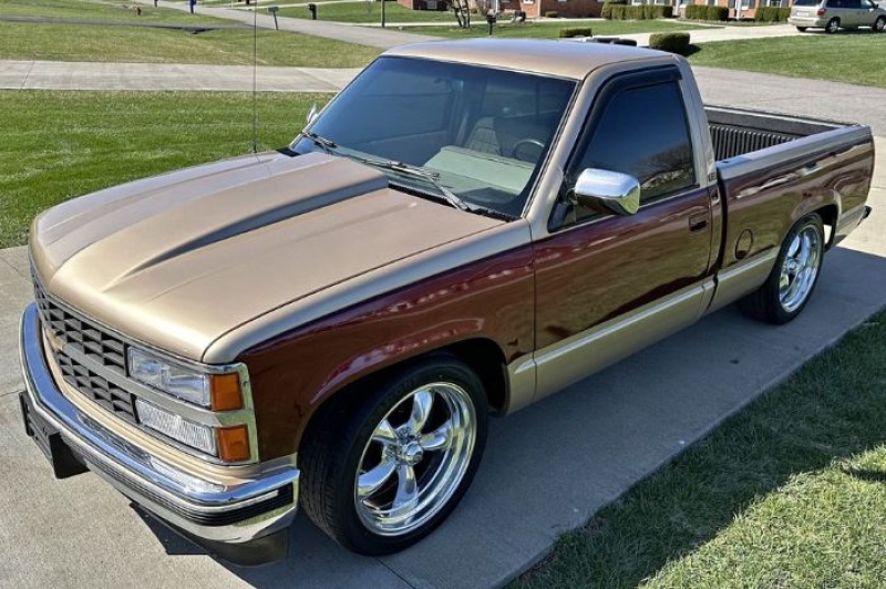 1990 Chevrolet Silverado for sale in Michigan (ID-130126)