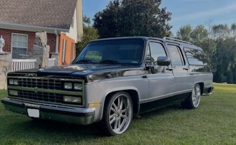 1990 Chevrolet Suburban for sale in Michigan (ID-123900) 1990 Chevrolet Suburban for sale in Michigan (ID-123900)