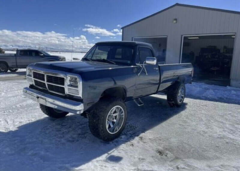 1990 Dodge W250 for sale in Michigan (ID-118650) 1990 Dodge W250 for sale in Michigan (ID-118650)