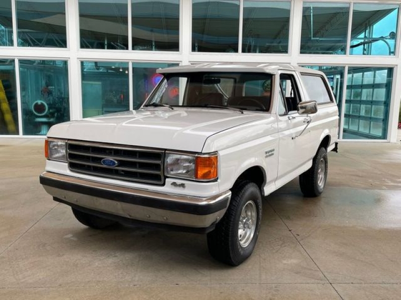 1990 Ford Bronco for sale in Riverhead, New York (ID-111584) 1990 Ford Bronco for sale in Riverhead, New York (ID-111584)