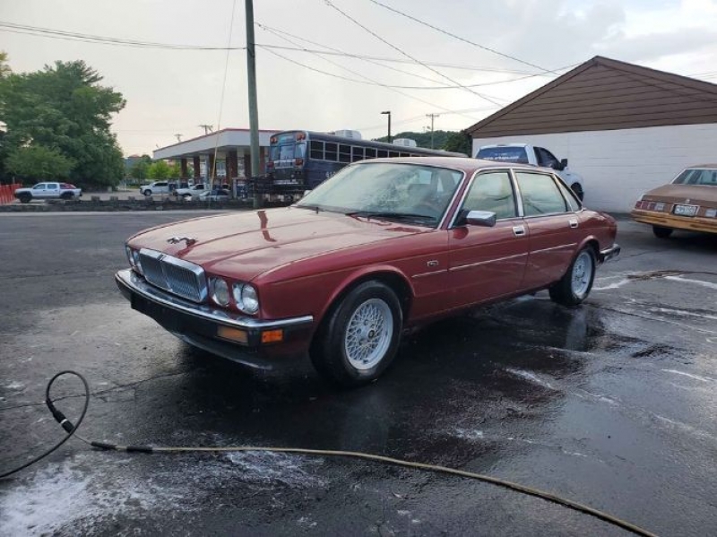 1990 Jaguar XJ for sale in Michigan (ID-100905) 1990 Jaguar XJ for sale in Michigan (ID-100905)