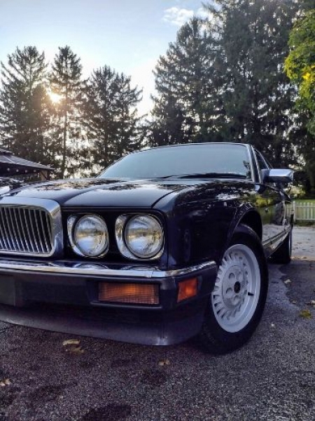 1990 Jaguar XJ for sale in Michigan (ID-122462) 1990 Jaguar XJ for sale in Michigan (ID-122462)