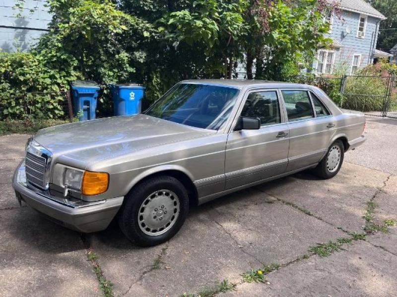 1990 Mercedes-Benz 420 for sale in Michigan (ID-126201) 1990 Mercedes-Benz 420 for sale in Michigan (ID-126201)