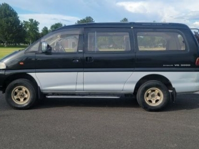 1990 Mitsubishi Delica for sale