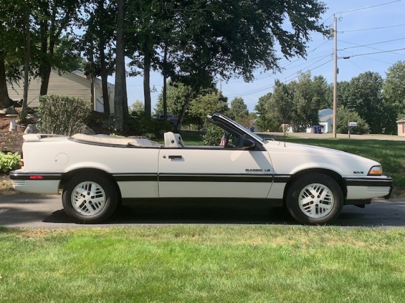 1991 Pontiac Sunbird for sale in Worcester, Massachusetts (ID-88875)