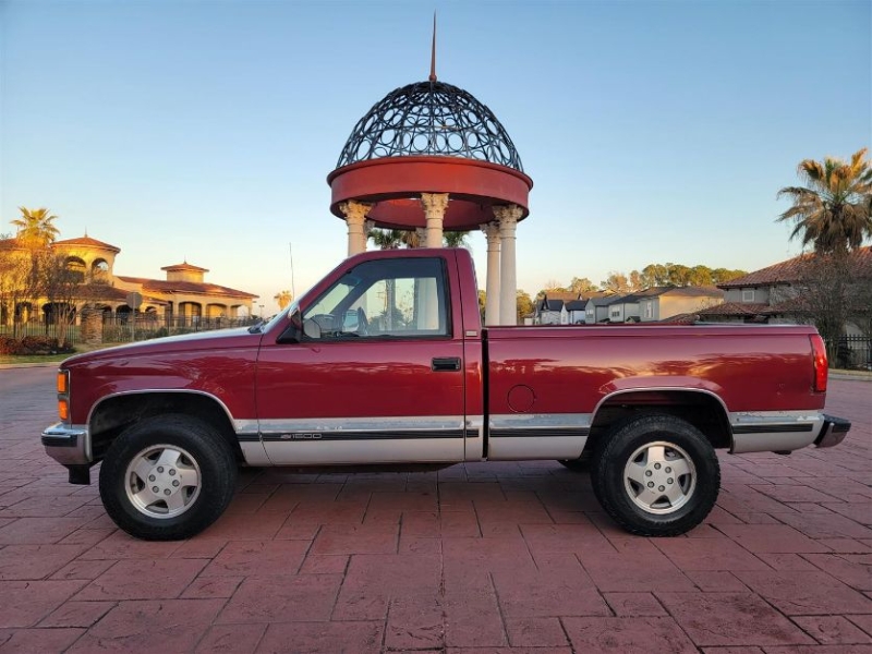 1992 Chevrolet Silverado for sale (ID-112776) 1992 Chevrolet Silverado for sale (ID-112776)