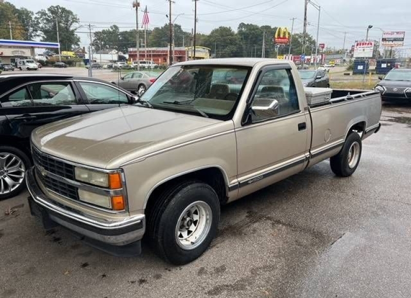 1992 Chevrolet Silverado for sale in Michigan (ID-136062) 1992 Chevrolet Silverado for sale in Michigan (ID-136062)