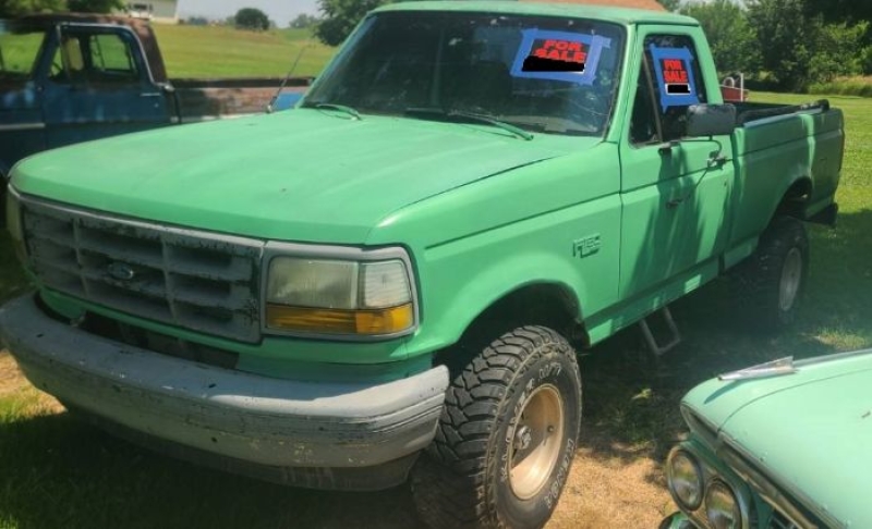 1992 Ford F150 for sale in Michigan (ID-131402) 1992 Ford F150 for sale in Michigan (ID-131402)