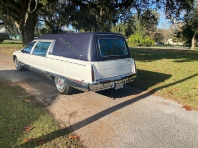 1993 Cadillac Fleetwood for sale