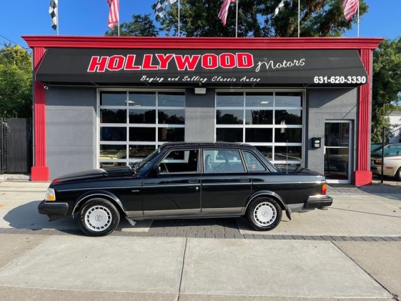 1993 Volvo 240 for sale in Riverhead, New York (ID-93274)