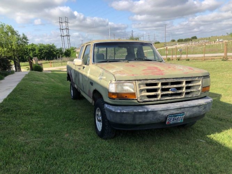 1993 Ford F150 for sale in Michigan (ID-98507) 1993 Ford F150 for sale in Michigan (ID-98507)