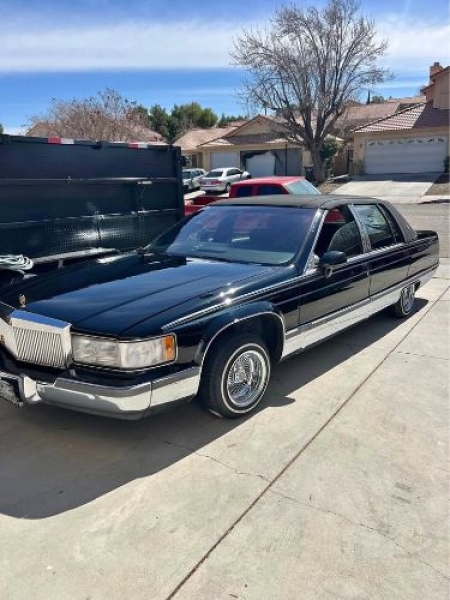 1994 Cadillac Fleetwood for sale in Michigan (ID-140838) 1994 Cadillac Fleetwood for sale in Michigan (ID-140838)