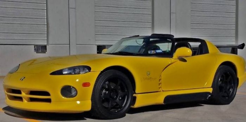 1995 Dodge Viper for sale in Michigan (ID-105140)