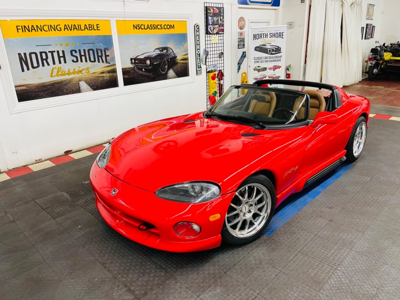 1995 Dodge Viper for sale in Mundelein, Illinois (ID-108927) 1995 Dodge Viper for sale in Mundelein, Illinois (ID-108927)