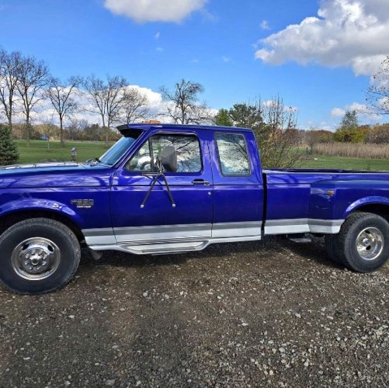 1995 Ford F300 for sale in Michigan (ID-136109) 1995 Ford F300 for sale in Michigan (ID-136109)