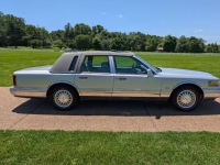 1995 Lincoln Town Car for sale in Michigan (ID-142118)