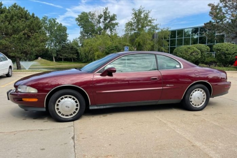 1997 Buick Riviera for sale in Michigan (ID-105185)