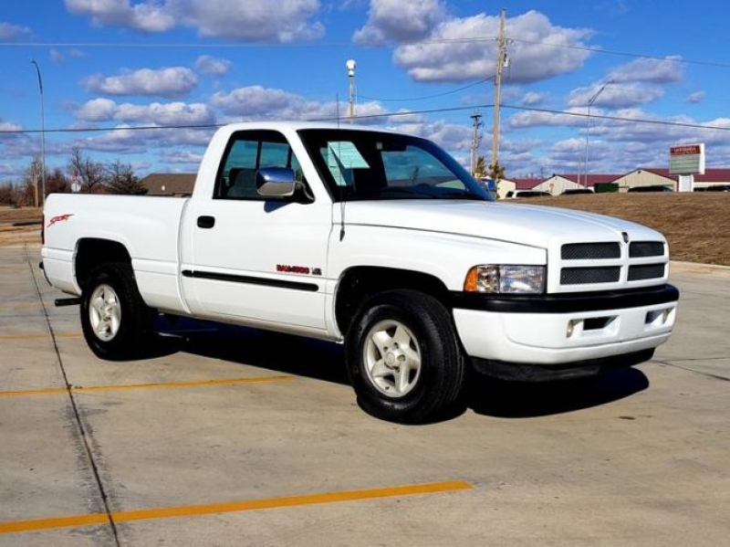1997 Dodge Ram for sale in Michigan (ID-112377) 1997 Dodge Ram for sale in Michigan (ID-112377)