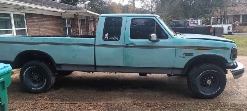 1997 Ford F250 for sale in Michigan (ID-136910) 1997 Ford F250 for sale in Michigan (ID-136910)