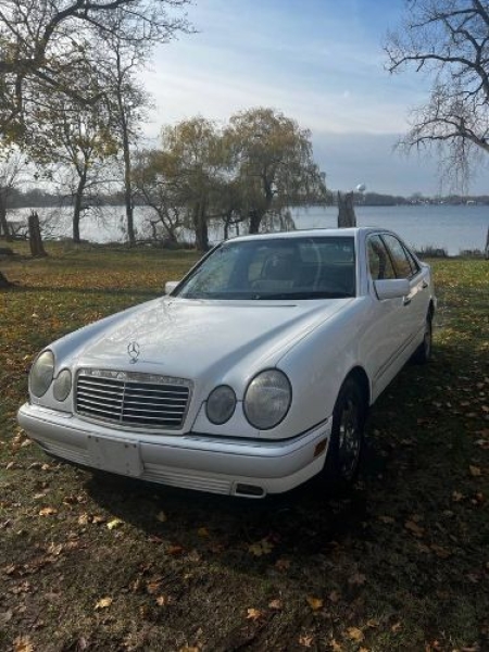1997 Mercedes-Benz 420 for sale in Michigan (ID-136582) 1997 Mercedes-Benz 420 for sale in Michigan (ID-136582)