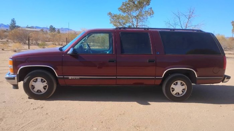 1998 Chevrolet Suburban for sale in Michigan (ID-138084)