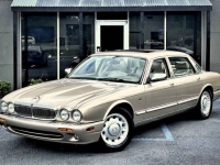 1998 Jaguar XJ8 for sale in Michigan (ID-131741)