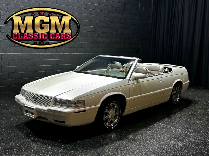 2000 Cadillac Eldorado for sale in Addison, Illinois (ID-126875) 2000 Cadillac Eldorado for sale in Addison, Illinois (ID-126875)