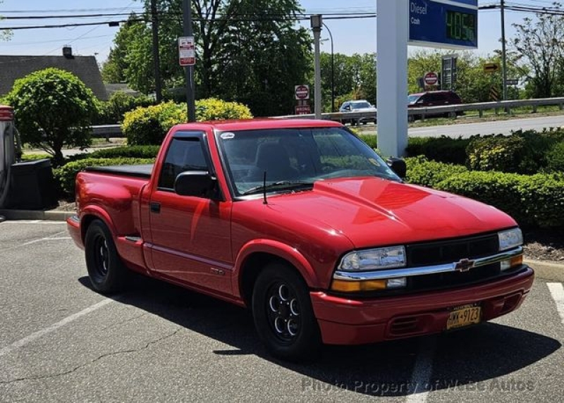 2000 Chevrolet S10 for sale in Riverhead, New York (ID-142612) 2000 Chevrolet S10 for sale in Riverhead, New York (ID-142612)