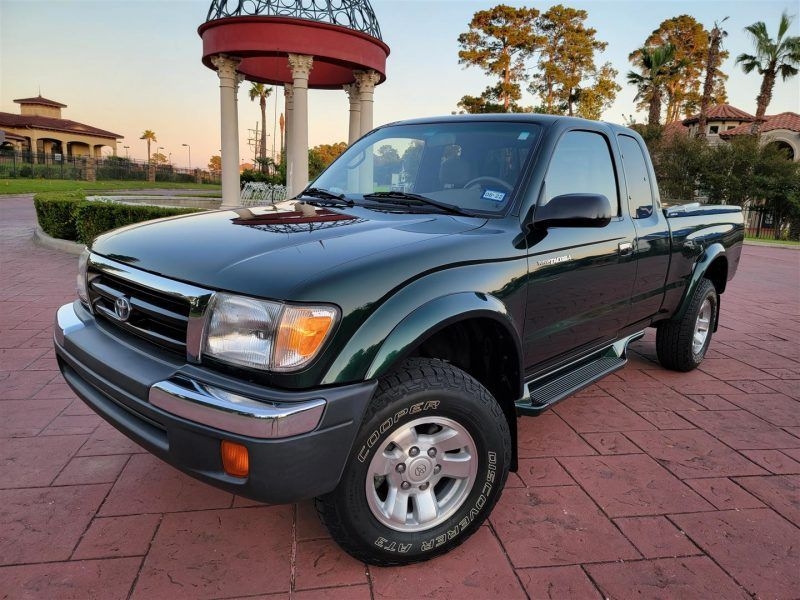2000 Toyota Pickup for sale (ID-113203)
