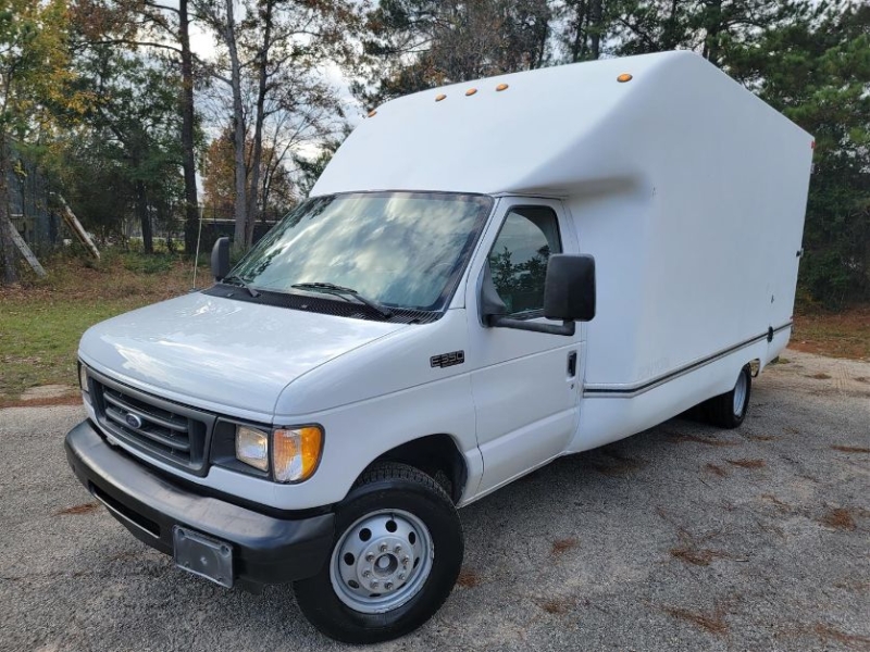 2003 Ford E350 for sale (ID-109728) 2003 Ford E350 for sale (ID-109728)