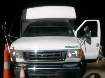 2005 Ford Goshen Bus for sale