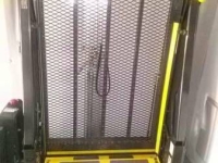 2005 Ford Goshen Bus for sale (ID-100260)