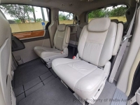 2008 Chrysler Town & Country for sale in Riverhead, New York (ID-142997)