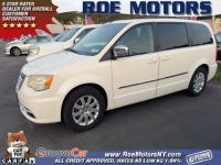 2011 Chrysler Town & Country for sale in Riverhead, New York (ID-142854)
