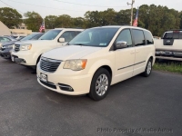 2011 Chrysler Town & Country for sale in Riverhead, New York (ID-142854)