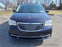 2011 Chrysler Town & Country for sale in Riverhead, New York (ID-162392)