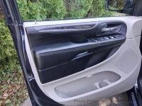 2011 Chrysler Town & Country for sale in Riverhead, New York (ID-162392)