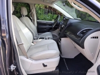 2011 Chrysler Town & Country for sale in Riverhead, New York (ID-162392)