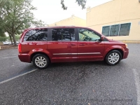 2014 Chrysler Town & Country for sale in Riverhead, New York (ID-142083)