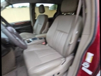 2014 Chrysler Town & Country for sale in Riverhead, New York (ID-142083)