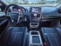 2014 Chrysler Town & Country for sale in Riverhead, New York (ID-144415)