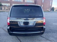 2015 Chrysler Town & Country for sale in Riverhead, New York (ID-137413)