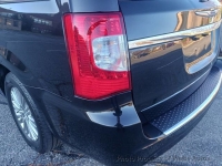 2015 Chrysler Town & Country for sale in Riverhead, New York (ID-137413)