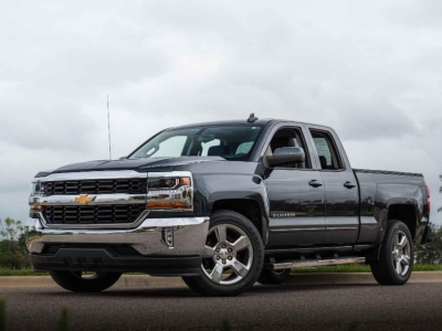 2017 Chevrolet Silverado for sale in Indiana